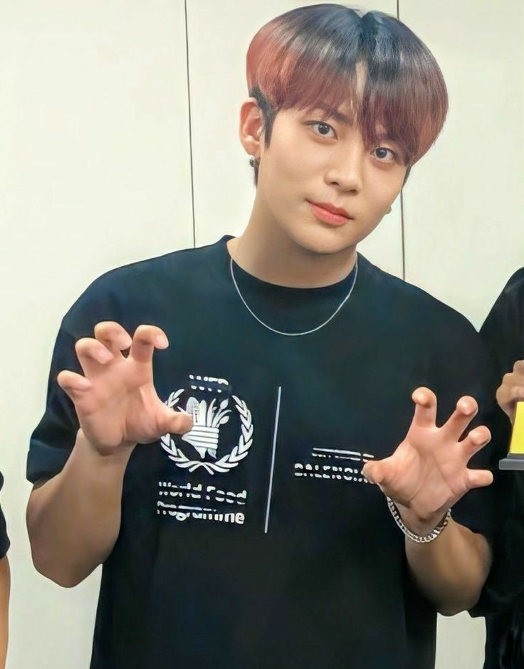 what choi jongho looks like in real life: a thread