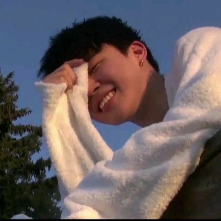 Jimin look absolutely stunning barefaced — a thread