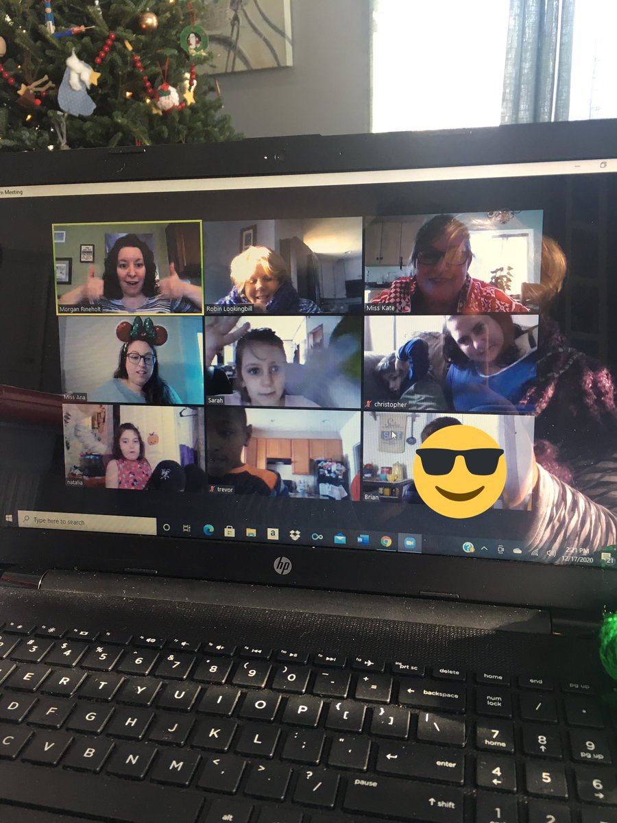 RobinLookingbi1's tweet photo. Miss Morgan’s LSS class held a virtual holiday scavenger hunt on this snowy day! @WallaceElem_LSS #wyproud #wyasd #wallaceelem https://t.co/CRyueJ4mvx