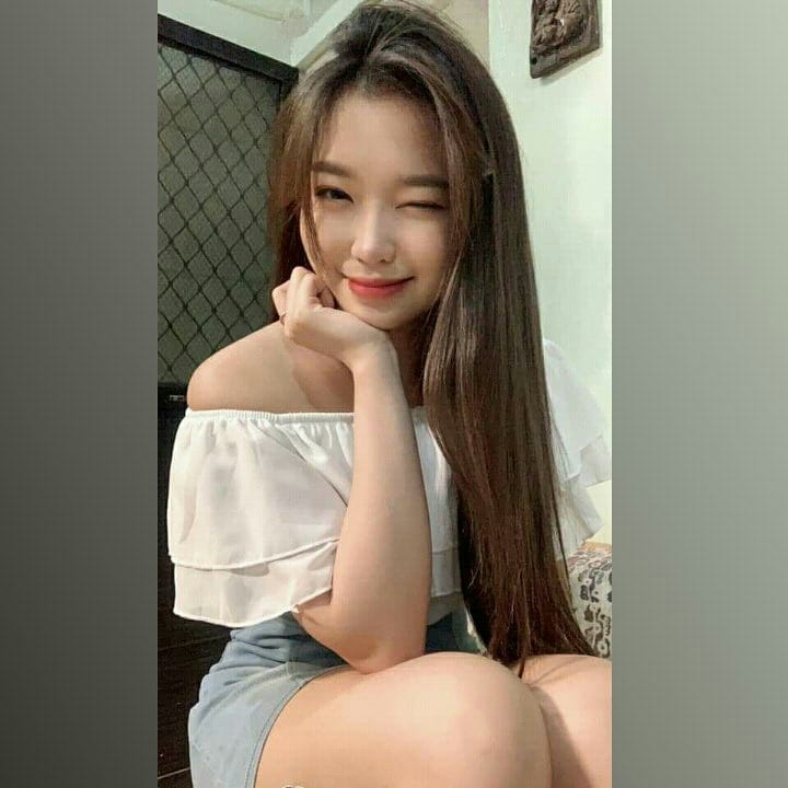 GalaxZtars's tweet photo. why are zstars keep attacking me with their winks
#zstars #zgirls #zboys #galaxz
#OnceImThere
#ItsChristmas
@zpop_official @carlyncabel https://t.co/GBDnMlG6Xa