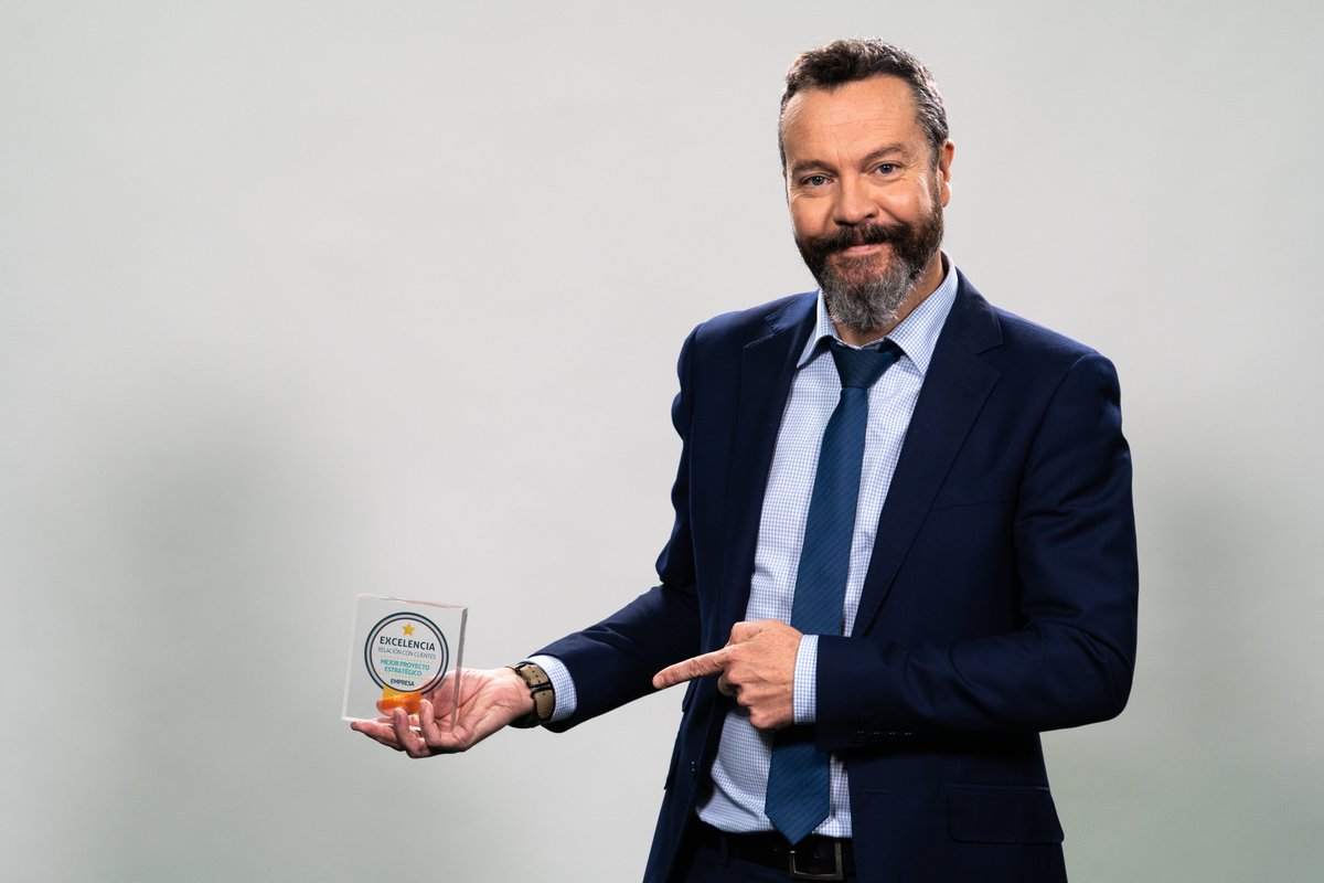 PremiosExcelencia tweet media