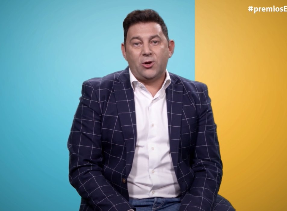 PremiosExcelencia tweet media