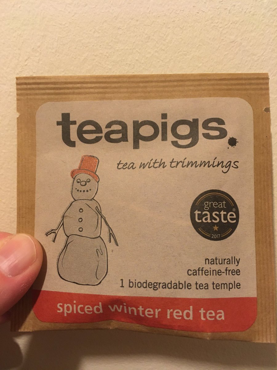 seastar19's tweet photo. Highlight of Christmas so far is my ⁦@teapigs⁩ advent calendar. A different delicious tea temple for every day in December and #plasticfree to boot! 🎄🎅🐽 https://t.co/qTCmMnqIeF