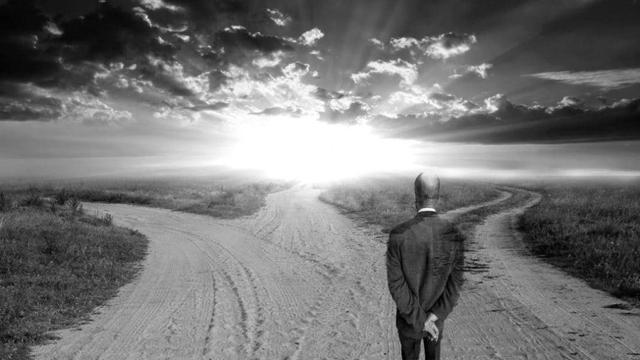 literlandweb1's tweet photo. "Dicen que la vida se puede recorrer por dos caminos: el bueno y el malo. Yo no creo eso. Yo más bien creo que son tres: el bueno, el malo y el que te dejan recorrer”.
"La conjura de los necios", John Kennedy Toole #BOTD 1937 https://t.co/kp8bXLNiZx