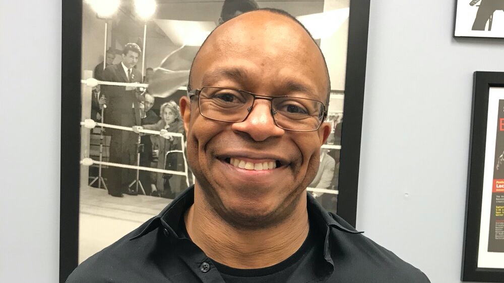 creativereframe's tweet photo. On this snowy Thursday, we have a very special human to feature on #100Conversations. @Lecolion Washington is an amazing arts leader. As Executive Director of @cmcbdotorg, he advocates for #music as a powerful means for #socialchange. Learn more here: https://t.co/QXv2AdiDXA https://t.co/xP7Wjvv78k