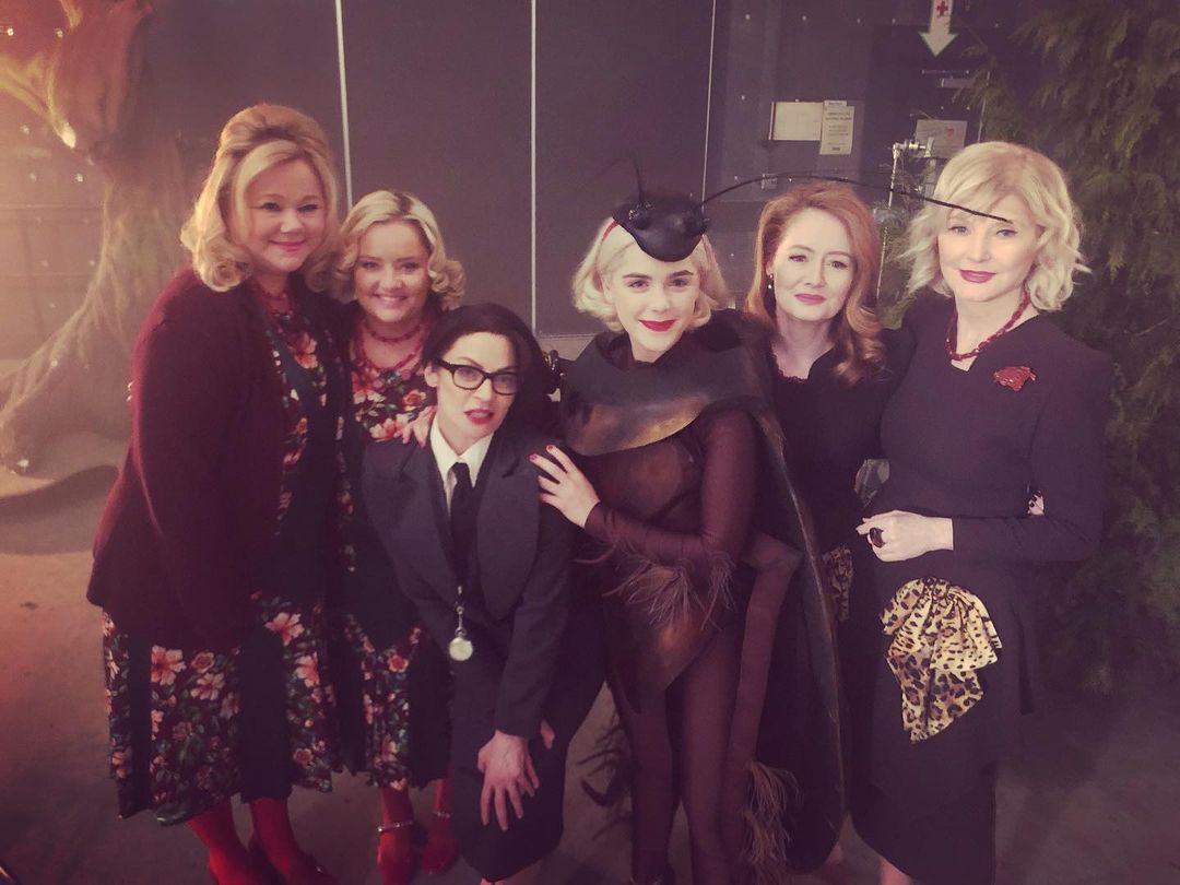 sabrinanetflix's tweet photo. gotta keep the coven well fed

2 weeks, witches. https://t.co/1GfzvSg4g8