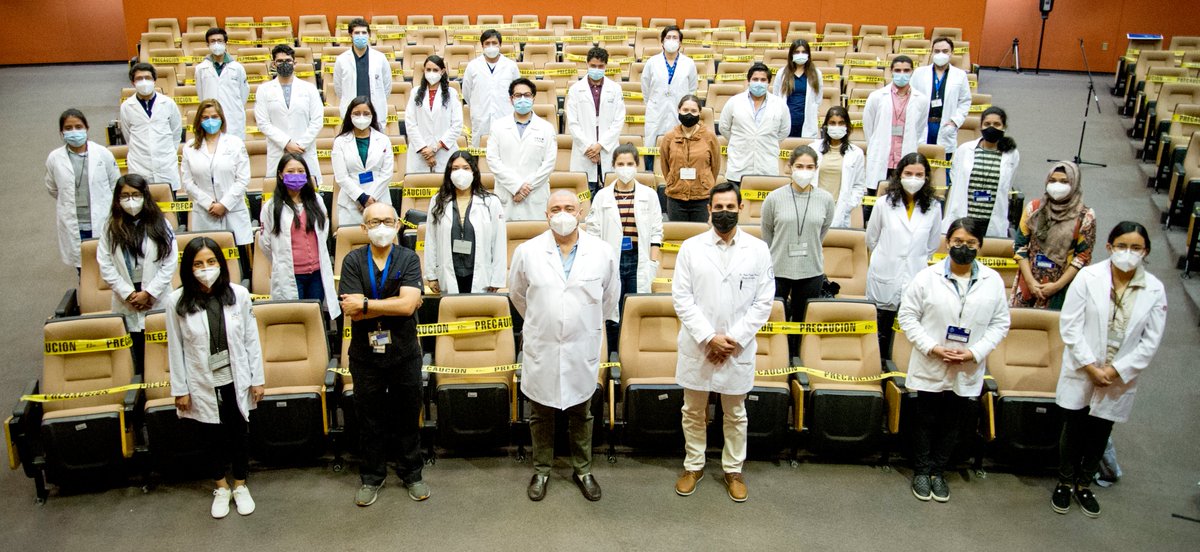 incanMX's tweet photo. Recibimos con entusiasmo al nuevo grupo de médicas y médicos internos de pregrado. ¡Que sea un periodo de gran aprendizaje! #FamiliaINCan https://t.co/fGTy9ZwpYk