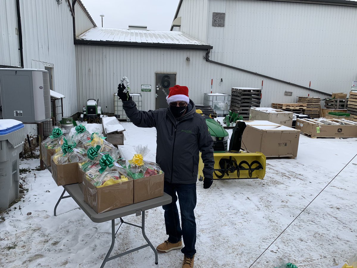 Brian and I had fun, spreading Christmas cheer to our awesome Premier team. Baskets made by our Exec team showcasing some of Ontario’s finest goods from our very own customers!  We have lots to be thankful for. #premierthanks