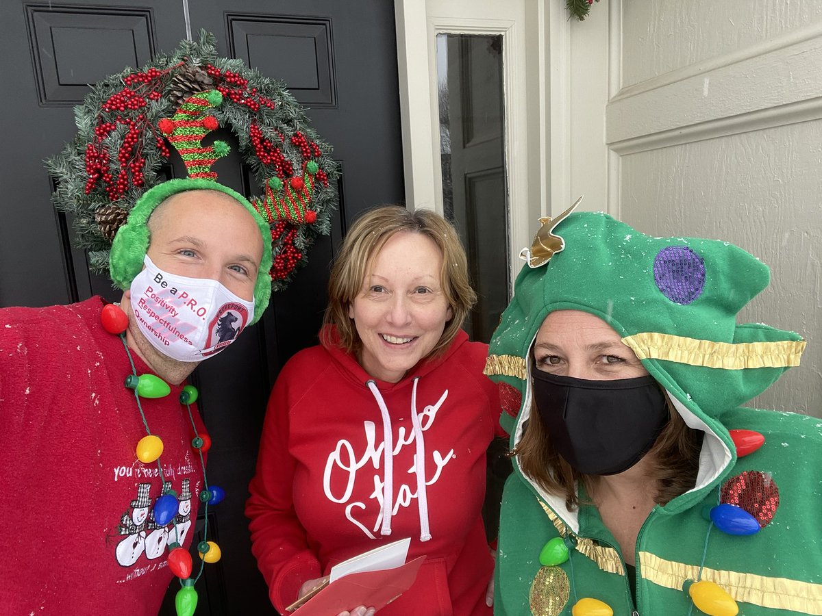 mmisenerED's tweet photo. After surprising our staff at home with gifts and holiday cheer, I am happy to report the staff of MSS are happy, well, and ready for the holiday break! I’m biased, but I work with THE best staff and teachers in the 🌎 HAPPY HOLIDAYS! 🎄 https://t.co/L9rN6h5FeB