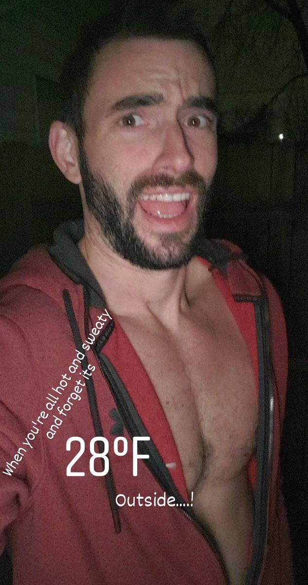Jparkerfit824's tweet photo. Talk about a sudden body shock when you forget to throw clothes back on. https://t.co/oQEdEqCecL that was cold 🥶 #linkinbio #cold #bodyshock #shirtlessgay #shirtless #instagay #instagram https://t.co/8M61HVb6NG