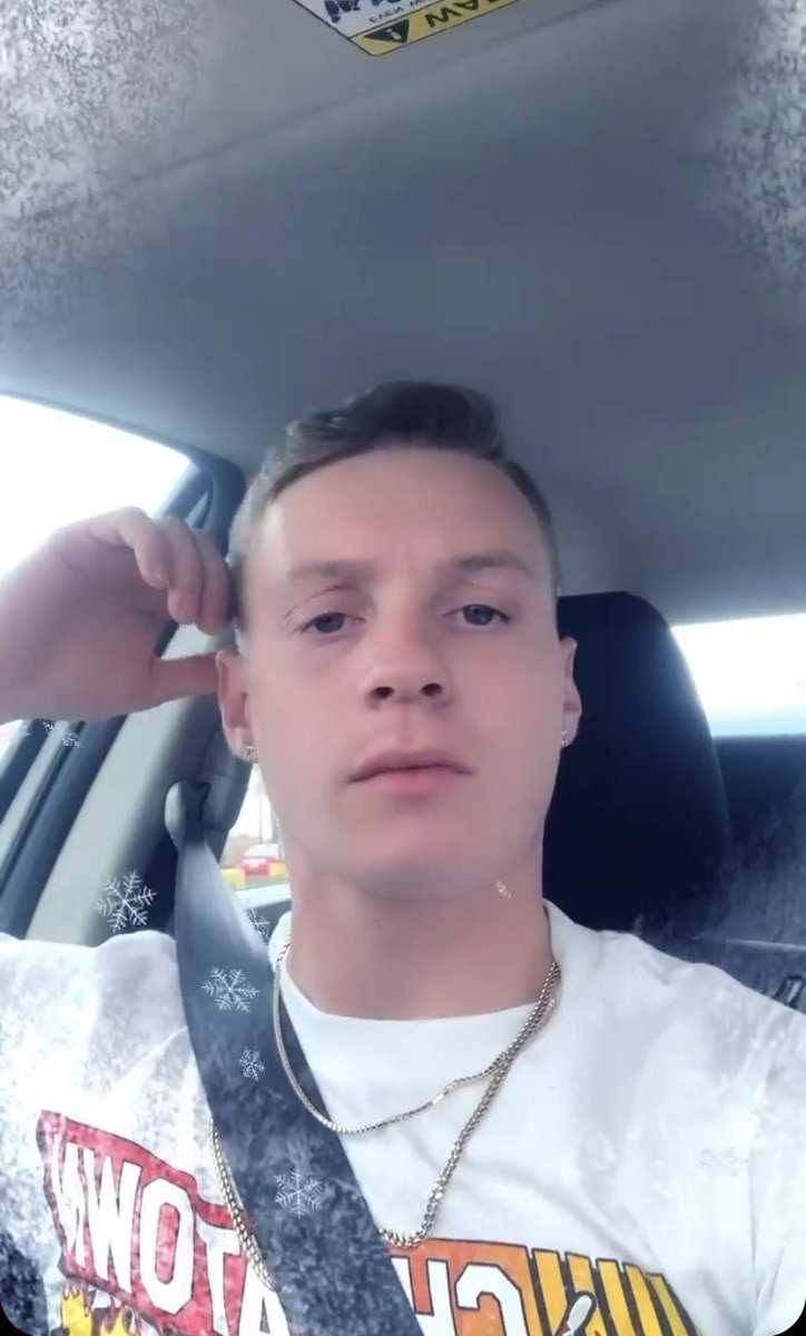jayydub___'s tweet photo. Here’s some screenshots from a video https://t.co/RUE3lnTdrX