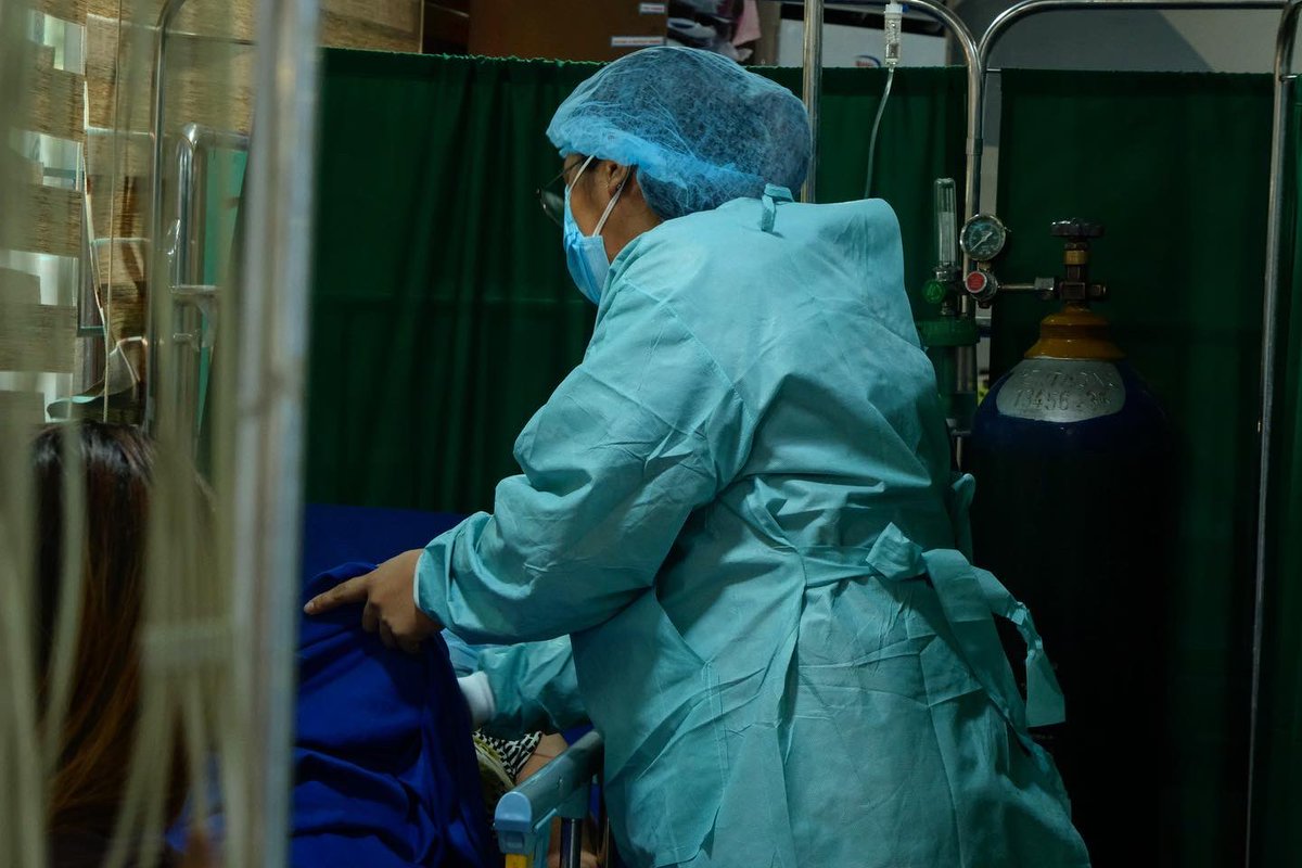 Spent many days of 2020 inside hospitals documenting the struggles of our health workers vs COVID-19. No story nor salute could give justice to their struggles, sacrifices & devotion to save lives. Let’s not overwhelm the system again.