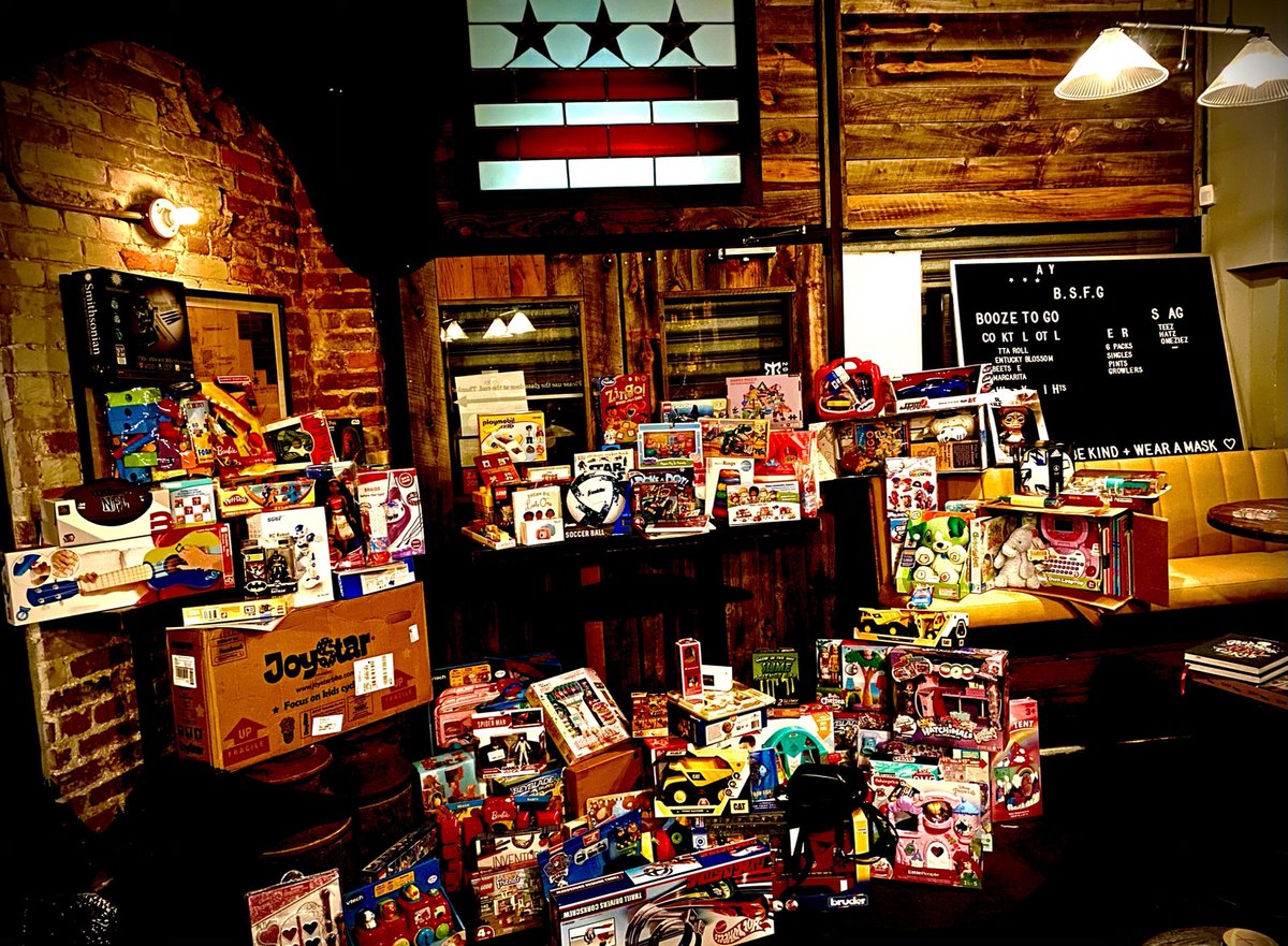 Ya crushed it #BloomingdaleDC We so appreciate each and everyone of you taking the time and helping us make some Christmas days a little brighter. Thank you so much, we are so thankful for such a loving and generous community. Happy Holidays! Merry Christmas! Stay safe, be kind.