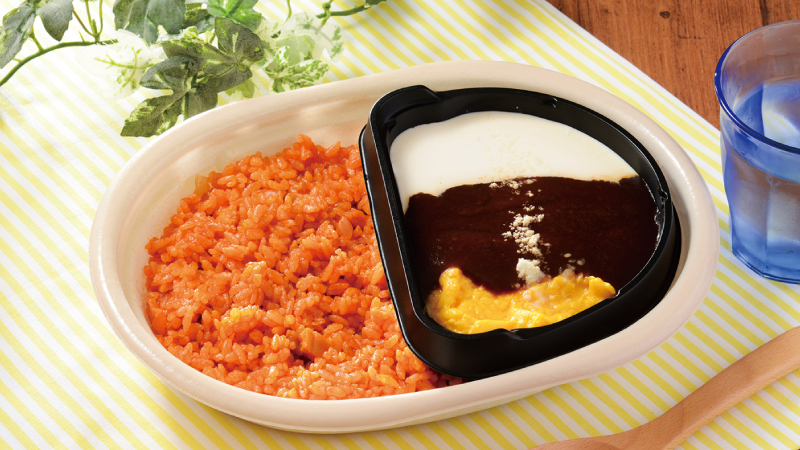 ローソン とろーりチーズがのった とろチー ふわとろたまオムライス です 濃厚なチーズとデミソース とろとろたまごの組み合わせがおいしいです ローソン おうちごはん T Co Jdw73u5y84 ローソン とろーりチーズがのった とろチー ふわとろたまオムライス です 濃厚なチーズとデミソース とろとろたまごの組み合わせがおいしいです ローソン おうちごはん T Co Jdw73u5y84