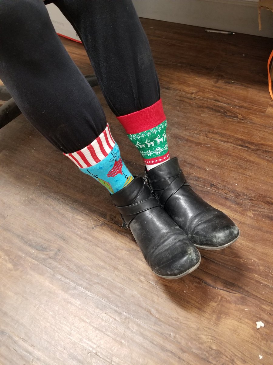 COS Patty rocking the xmas socks! #d274sockwars <a href="/BecknerPatty/">Patty Beckner</a> <a href="/SummerB_THD4026/">Summer Burton</a> <a href="/kyle_mckinnon12/">🅺🆈🅻🅴 🅼🅲🅺🅸🅽🅽🅾🅽</a>