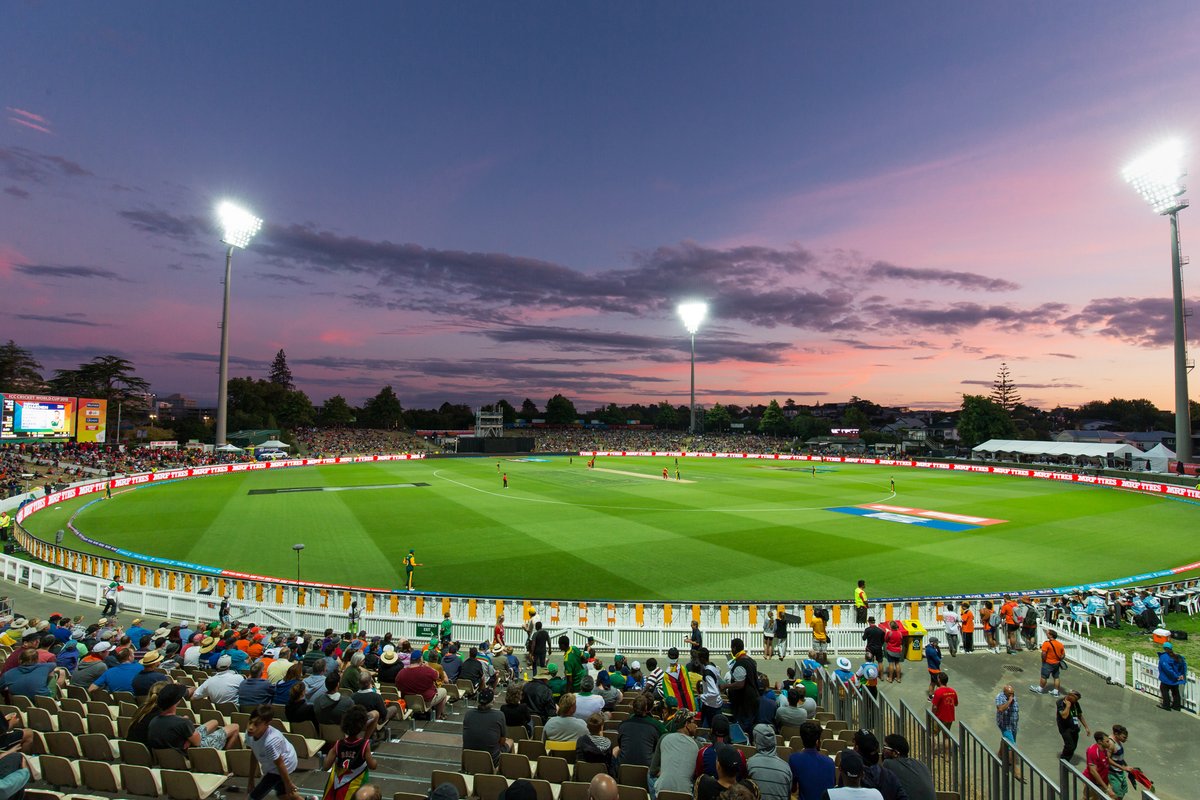 Heading to the <a href="/BLACKCAPS/">BLACKCAPS</a> v Pakistan T20 this Sunday? 

We've put together a handy summer cricket guide where you can find out what you can/can't bring and how to get into the venue a little easier! 🤜🤛 HOWZAT!

Summer cricket guide: bit.ly/Cricketguide