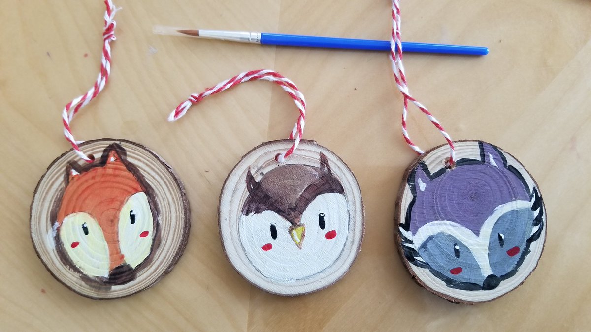 sillbaram's tweet photo. What should we do on a snowy day? How about making an ornaments? 
Katie did. 

#WeGoTogether
@IslandtreesMMS 
@TreesIsland https://t.co/0ilqLo0GDH
