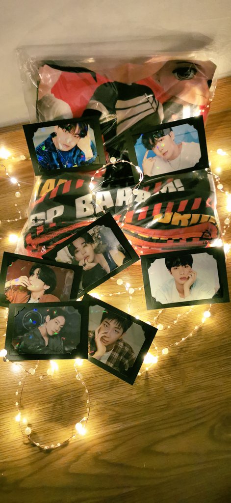 german_armys_25's tweet photo. 🎄 GiveAway - Europe 🎄

1.Platz: 1x BE Album
2.Platz: 1x Tiny Tan Decke 
3.Platz: 1x BTS Towe + 1x WK von @BangtanProject5 

Jeder Platz bekommt ein OT7 PC - Set dazu.

GA läuft bis zum 24.12.20 - 21 Uhr.

RULEZ:
💫 Follower only
💫 Like &amp; Retweet
💫 No saved/back up acc.

💜 https://t.co/c8L9V4LrKV