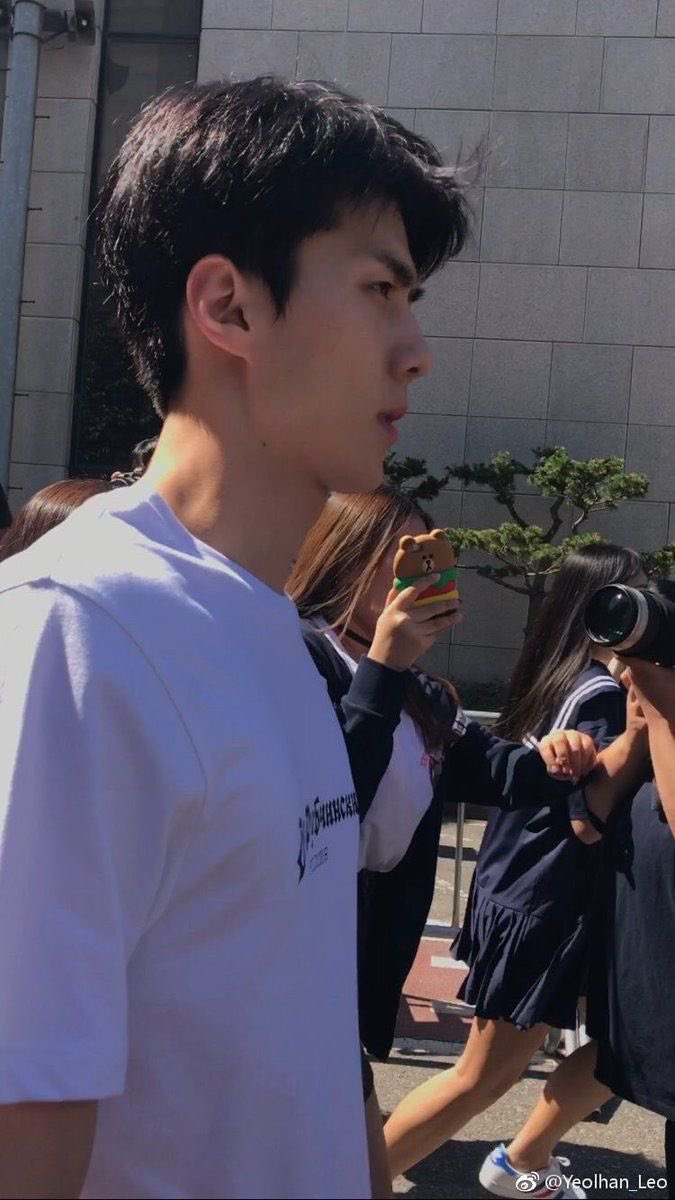 how oh sehun looks like in real life; a thread