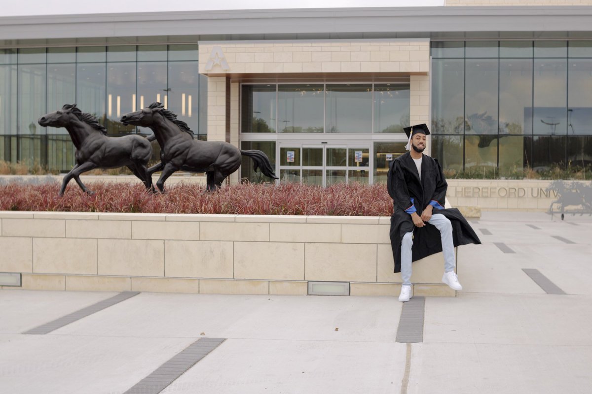 Youngchumpy's tweet photo. “There is no better than adversity. Every defeat, every heartbreak, every loss, contains its own seed, its own lesson on how to improve your performance next time.” 

🔹 B.A. in Criminal Justice

🔸 3.0 GPA

🔹Leader in various organizations and committees 

🔸UTA’20 https://t.co/cTbdo2Br5y