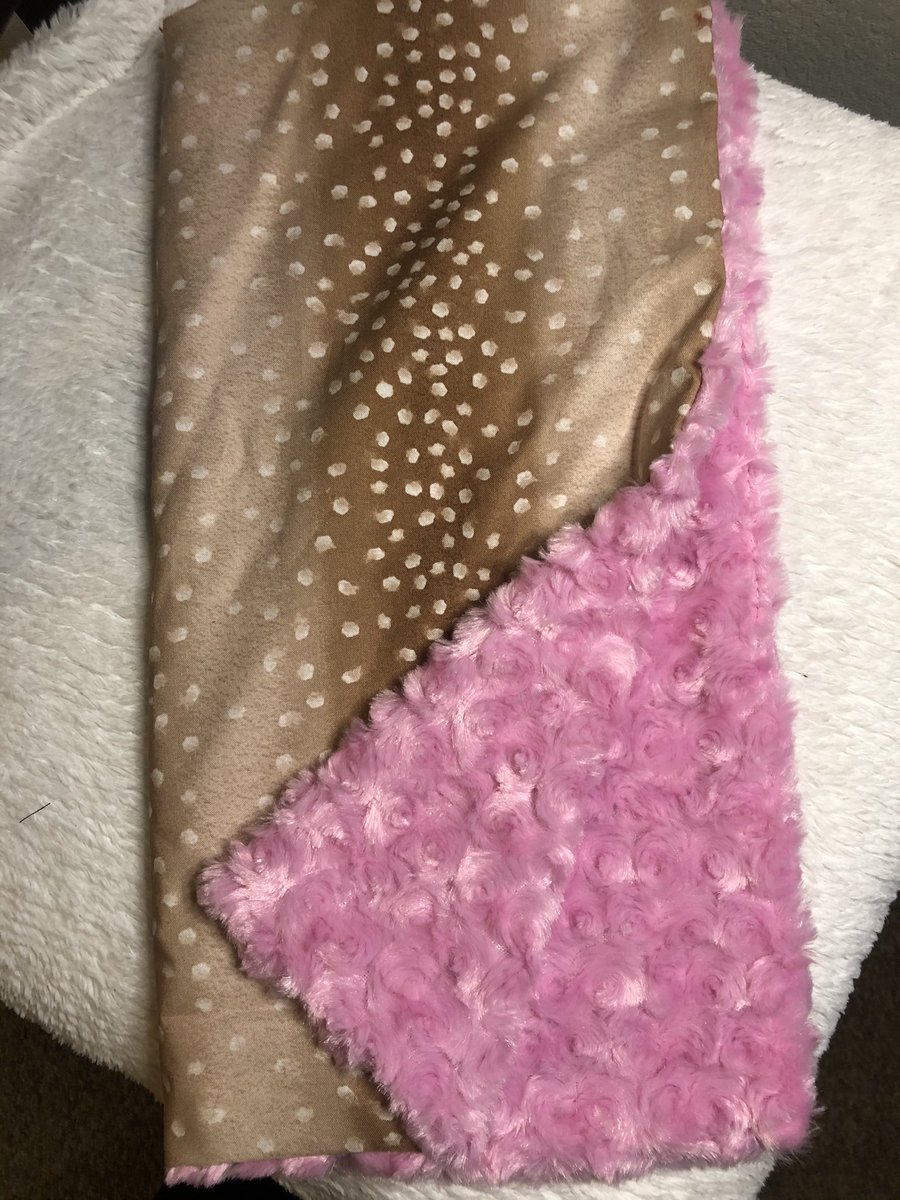 UrMainPritchh's tweet photo. Infant throws for only $18 each🤩
Sizes in comments ✨ https://t.co/nLNW3WEkAu