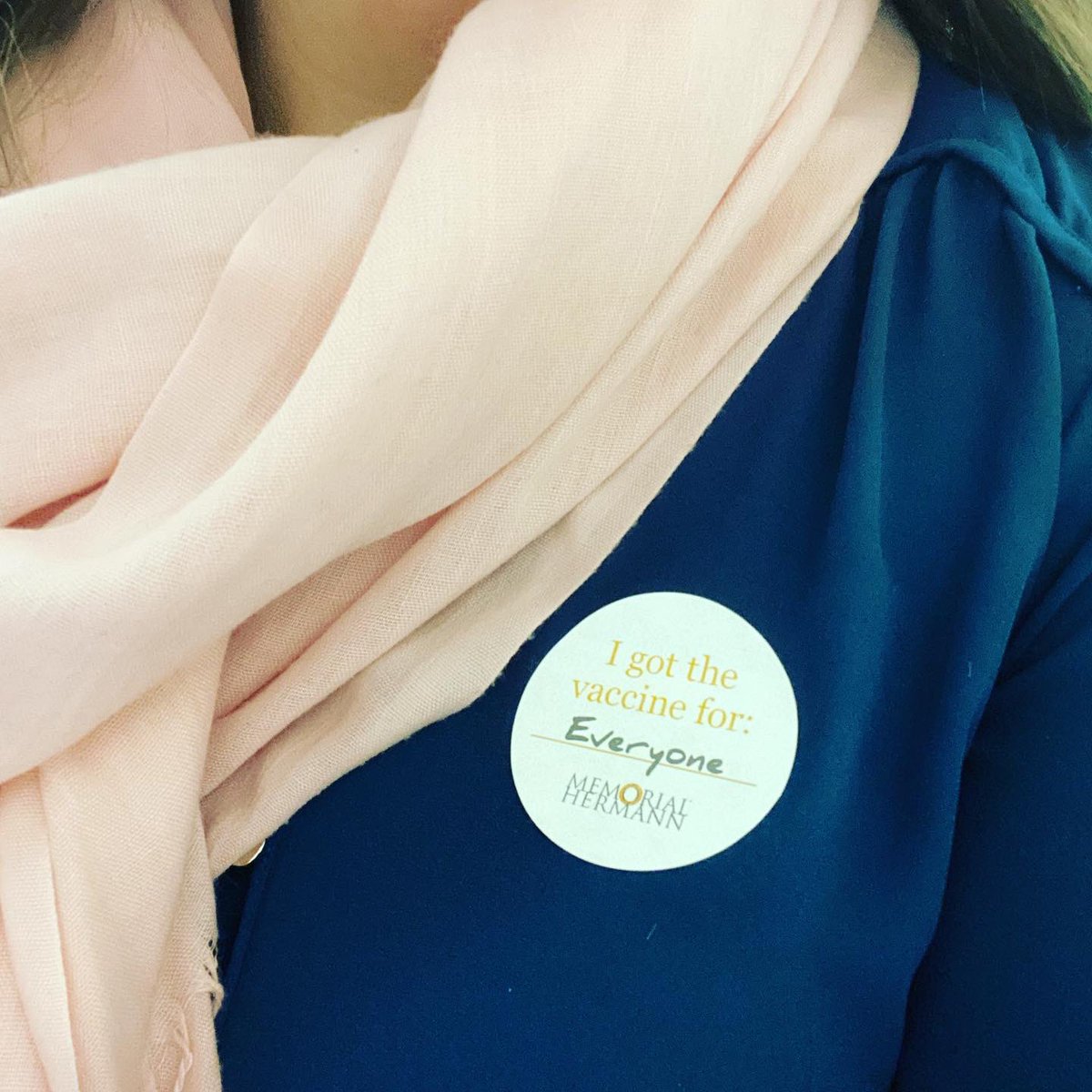 COVID vaccine dose #1 is in! Can y’all believe it’s here? Happy to answer questions about this innovative tool to help us control the pandemic. #maskup #CovidVaccine #houston #familymed