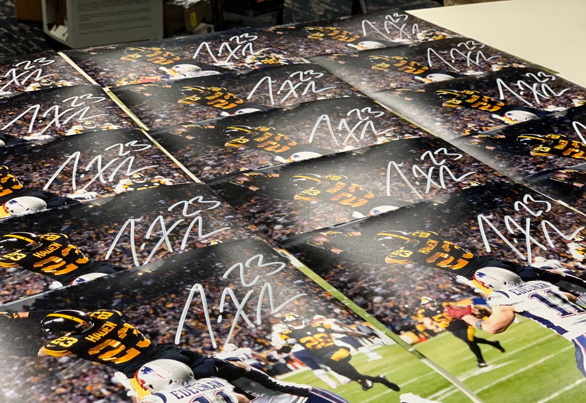 TotalSportsEnt's tweet image. TSE 21 Days of Giveaways: Day #18

Retweet this tweet AND follow us for a chance to win a @joehaden23 autographed 8x10 photo!

We'll pick a winner tomorrow!

Good luck!