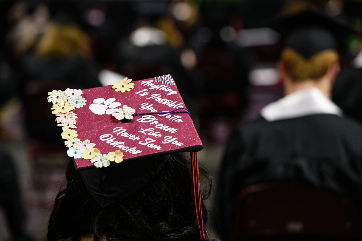 ClemsonUniv's tweet photo. 🎓🧡🎓🧡🎓🧡🎓🧡 https://t.co/lQvzFggPPA
