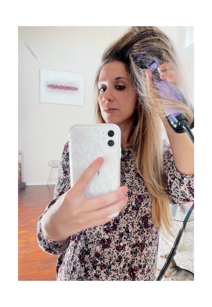 MarielR0bles's tweet photo. Add a little bit of shine to your day 💜 #TheKnotDrforConair #complimentary @conair @Influenster #greathairday #marielroblesinfluester https://t.co/wiQrm7icyc