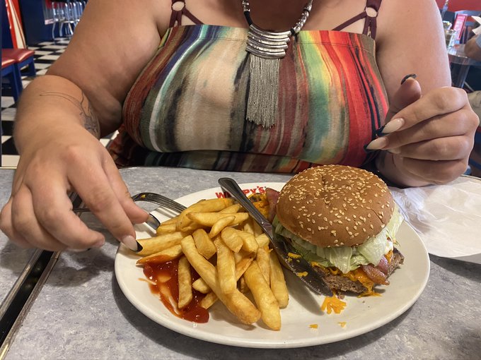 Favorite food for some time out? Burgers or BBQ for me! Let me know and post some pictures!  #food #foodporn<a href="/tag/food"class="tags"><span>#food</span></a><a href="/tag/foodie"class="tags"><span>#foodie</span></a><a href="/tag/foodgasm"class="tags"><span>#foodgasm</span></a><a href="/tag/foodporn"class="tags"><span>#foodporn</span></a><a href="/tag/foods"class="tags"><span>#foods</span></a><a href="/tag/nails"class="tags"><span>#nails</span></a>