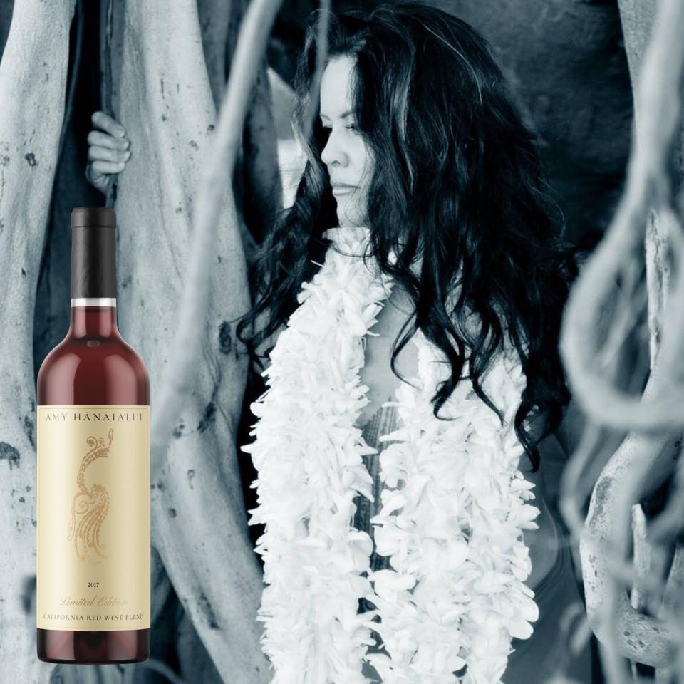 Thirsty Thursday! Enjoy Hanaiali'i Wines and visit your local @minitstophawaii store if you're in Hawaii!
.
.