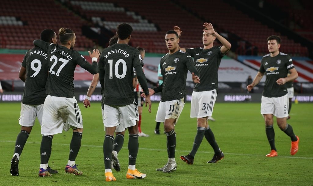 stateoffooty's tweet photo. @tactic_fanatic @NG_________ 3 points ✅
looked peng ✅
was there whenever they celebrated ✅
roll on Leeds #AT27 https://t.co/MJasahYc1G
