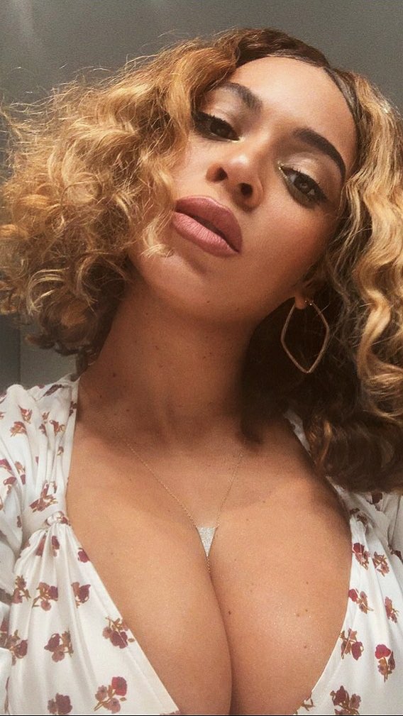 yonceir's tweet image. Beyoncé is so fine