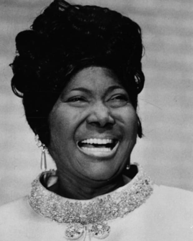 Mary Jackson Drive.Mrs. Jackson was the first Black woman engineer at NASA, and was responsible for safely calculating departure to/from space (as seen in the movie Hidden Figures). My fav quote: “I plan on being an engineer at NASA…I have no choice but to be the first.” 6/9