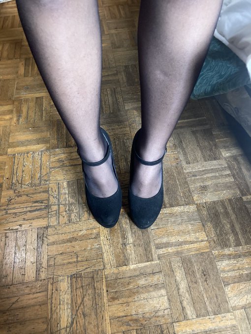 Live tra poco https://t.co/i2kD5bm2oK<a href="/tag/sexy"class="tags"><span>#sexy</span></a><a href="/tag/pussy"class="tags"><span>#pussy</span></a><a href="/tag/cam4"class="tags"><span>#cam4</span></a>