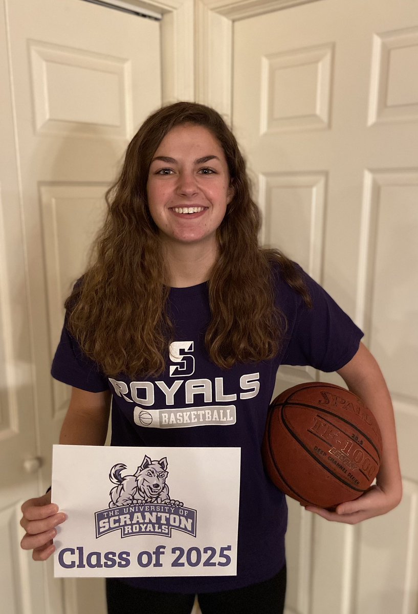 Morganbrew_3's tweet photo. It’s official!!! Heading to the University of Scranton for the next four years. So excited 🎉 @ScrantonWBB https://t.co/KLoFstRmqA