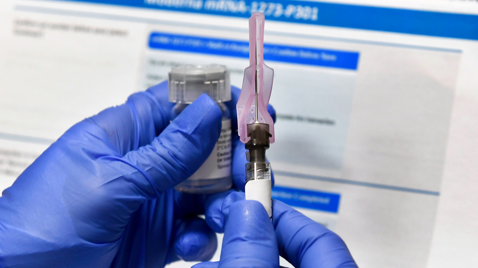 News4SA's tweet photo. 2nd COVID-19 vaccine set for OK in US with panel endorsement https://t.co/GpYcQgZuIG https://t.co/grGHf0BYBJ