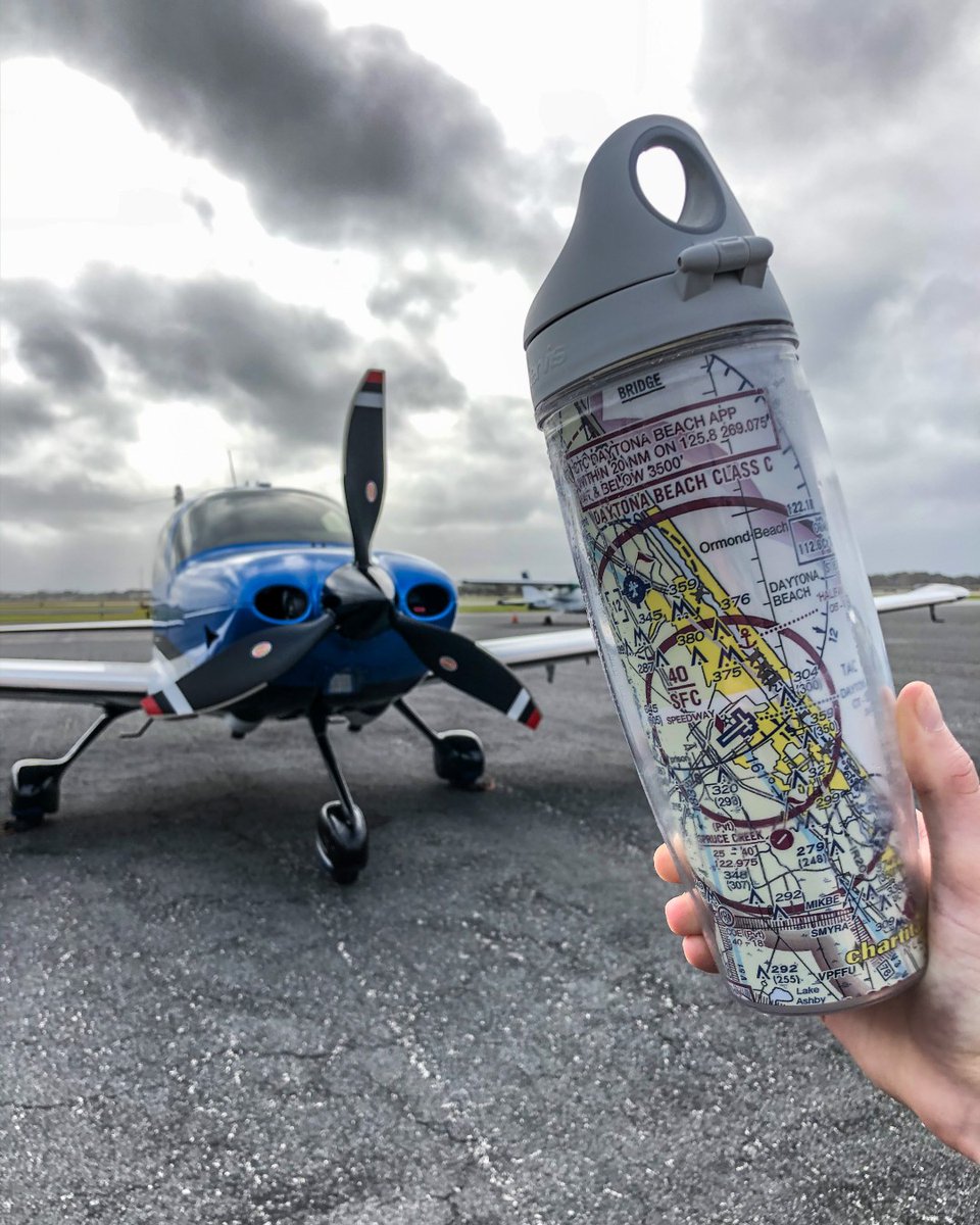 ChartitAll's tweet image. How many different types of airspace can you identify on this Chart it All Tervis Tumbler? Comment below! 👇 #ChartItFlyItWearIt