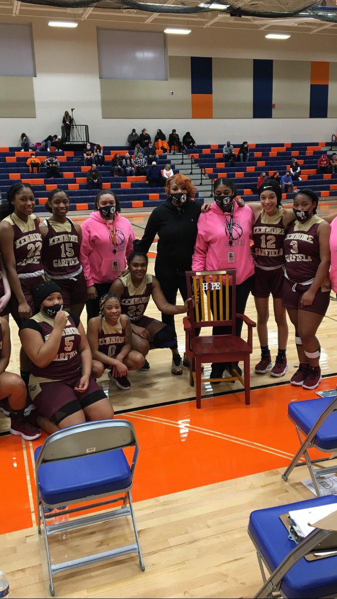 Garfield Rams tweet media