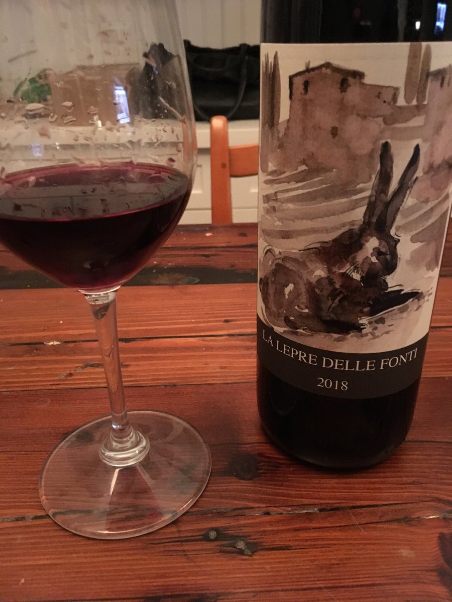 I fell in love with this wine a couple of years ago at VinItaly. Lovely tobacco and cigar box nose, blue / black fruit, nicely balanced acidity and soft tannins. Another outstanding value from ⁦@TheVine_RobGroh⁩ and available from our webstore at thevineagency.ca