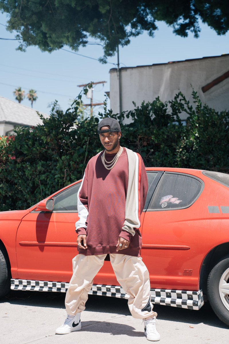 antoinefougere's tweet image. Over the summer, I got the opportunity to photograph @6LACK for Wave magazine.