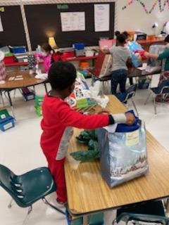 WingateESNC's tweet photo. Thank you @CuthbertsonMSNC for giving coats to our students! We appreciate the partnership & can't wait until we can celebrate together again! #learners2leaders #clearcollaborativevision #teamucps #classof2034 #wingatestrong @WingateES_NC @APShanda @educatingall @AGHoulihan https://t.co/VJR5bfRtsB