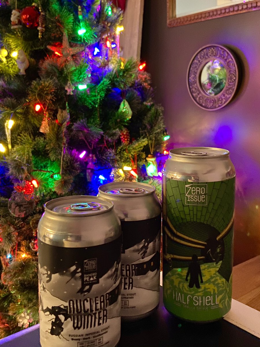 GeekNerdNet's tweet image. Made a quick drive to @Zeroissuebeer this afternoon. Picked up beers for the Christmas break, as well as #Halfshell and #NuclearWinter. #SupportLocal #yyc #WearAMask #AlbertaCraftBeer #CanadianCraftBeer @BandedPeak_Brew #ComicCanArt🎄🎅🏼🍻