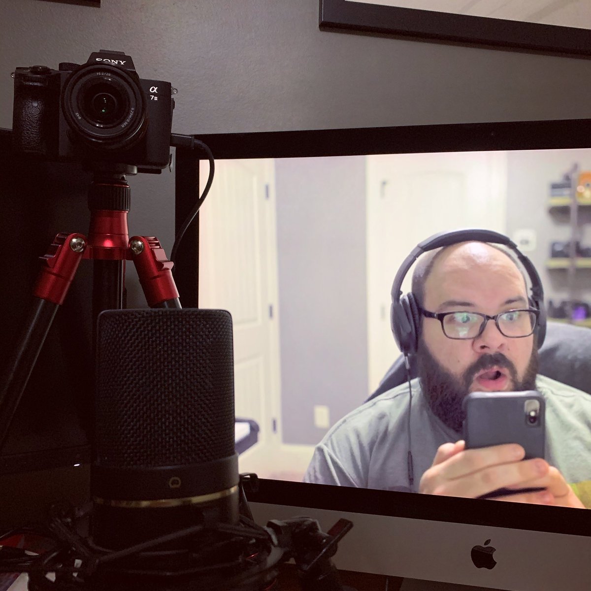 Bill Manning (@studio_c41) on Twitter photo Last podcast episode for 2020 has been queued for a Sunday night release. Very much enjoyed having <a href="/Analogtalkpod/">Analogtalkpodcast</a> <a href="/ccamerarevival/">classiccamerarevival</a> and Negative Positives together for a 2020 recap and what we look forward to in 2021. We will have a video AND audio release! Last podcast episode for 2020 has been queued for a Sunday night release. Very much enjoyed having <a href="/Analogtalkpod/">Analogtalkpodcast</a> <a href="/ccamerarevival/">classiccamerarevival</a> and Negative Positives together for a 2020 recap and what we look forward to in 2021. We will have a video AND audio release!