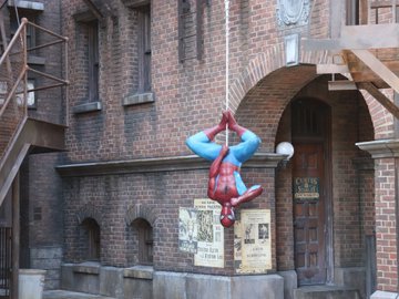 Usjスパイダーマンの待ち時間や身長制限 濡れる 写真撮影のポイントも 子どもとお出かけ