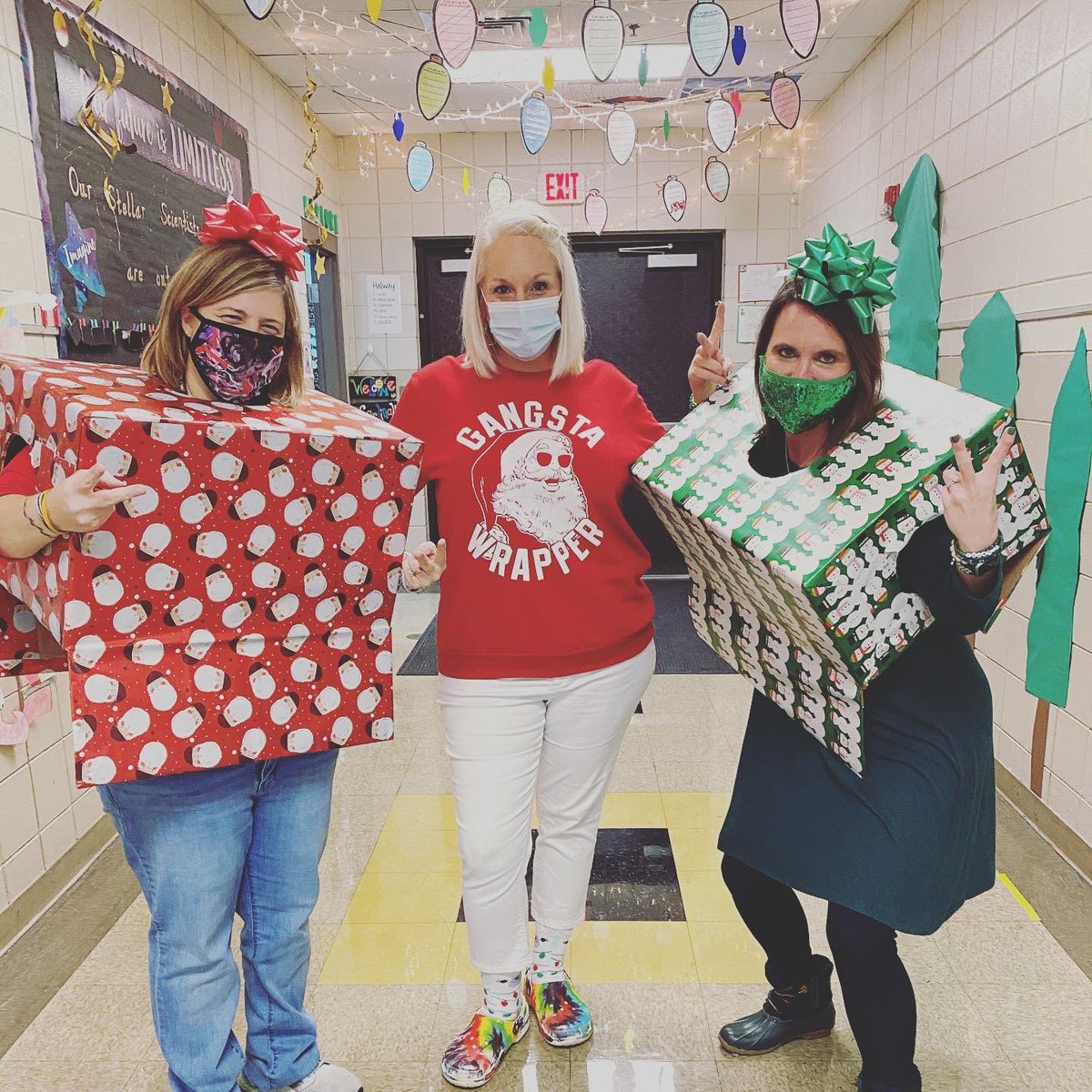 theteachermrse's tweet photo. On the ELEVENTH day of Christmas, my CEH friends and me, dressed up as presents you might see under a Christmas tree.π
#12dressupdaysofchristmas #CEHpride #jacketjoypride
#teacherstrong #iteachmath #beaCHAMPION #beaLIGHT #betheone #kidsdeserveit #rcainspired #believe #youdoYOU https://t.co/KLHcIZWurU