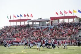DatGuy_Z's tweet photo. After talking to ⁦@Coach_Nickson⁩ I am extremely blessed and honored to have received an offer from Edinboro University. I appreciate being given the opportunity to play at the next level🙏🏽⚪️🔴 #AGTG ⁦@PaFootballNews ⁦@EdinboroFB⁩ ⁦⁦@KeystoneRecruit⁩ https://t.co/SGeK0W6Ekq