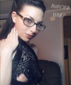 sweethartcntn's tweet photo. .@AP_clips has all things Aurora Hart! Click and see!#apclips https://t.co/luPfC87SU7 #hot https://t.co/spuycl54yA