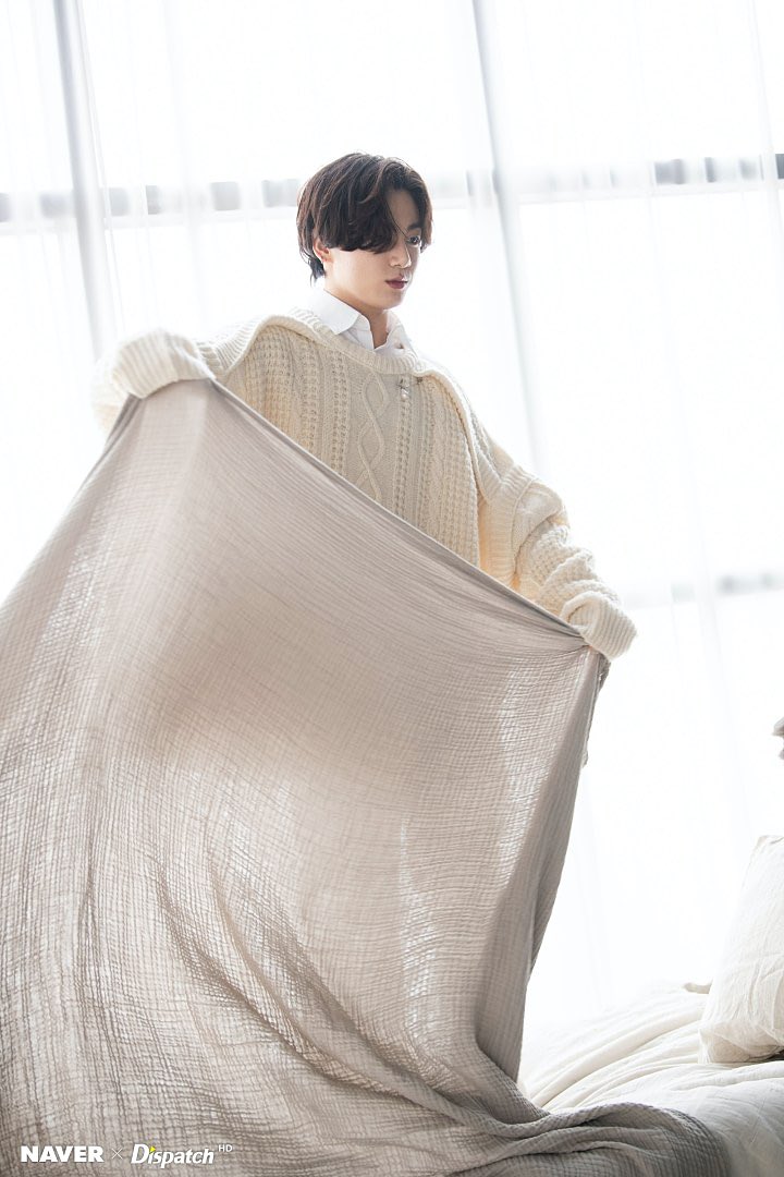 BTSquadInfo's tweet photo. [INFO]📰

¡Imágenes exclusivas de Jungkook para Dispatch durante la sesión de fotos con Dicon Korea!

#방탄소년단 #BTSARMY @BTS_twt https://t.co/44rggAM0Yj