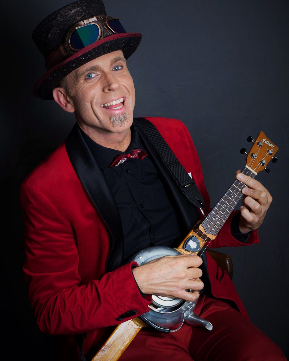 BillyBluffMagic's tweet photo. Con mi uketera o tetelele!!! 
Yeeeeeeeeeeeah!!! https://t.co/M1PZMsKsXa